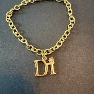 Diamonds international Gold Chain Bracelet